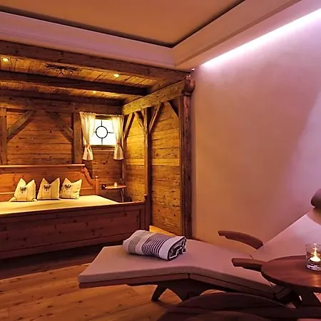Hotel Perauer 3*