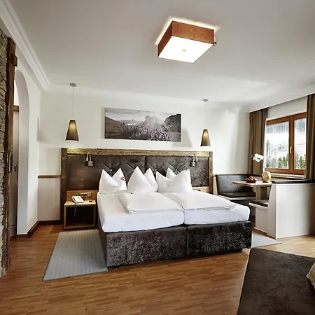 Perauer Hotel 3*